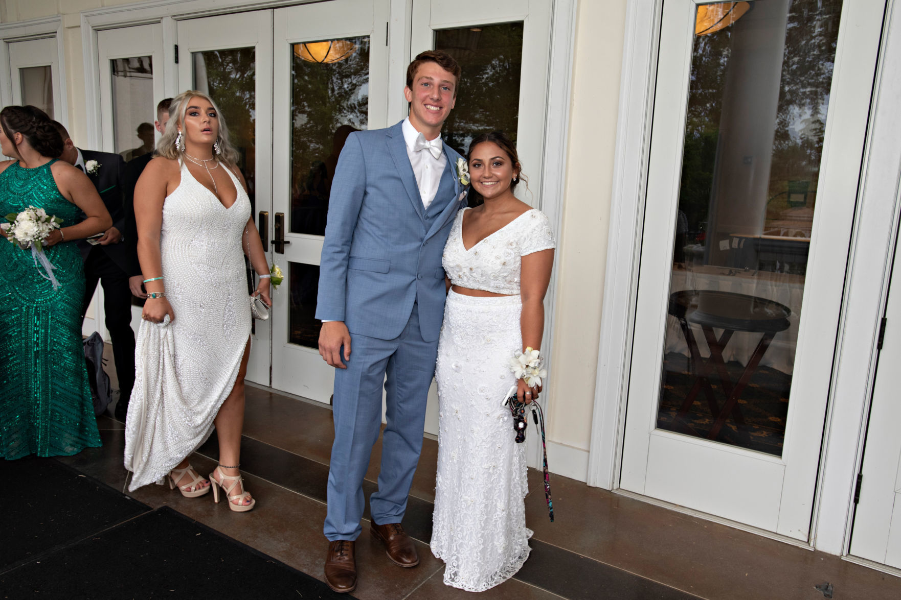 060819_gal_barnegatProm
